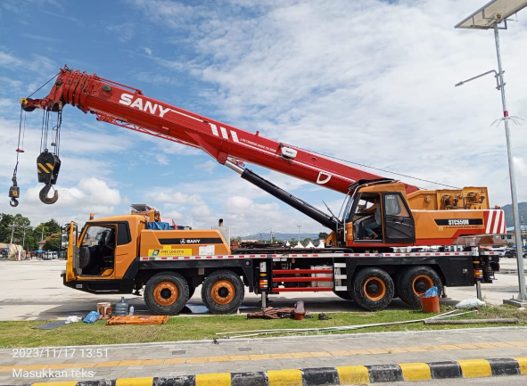 Rental Crane Medan